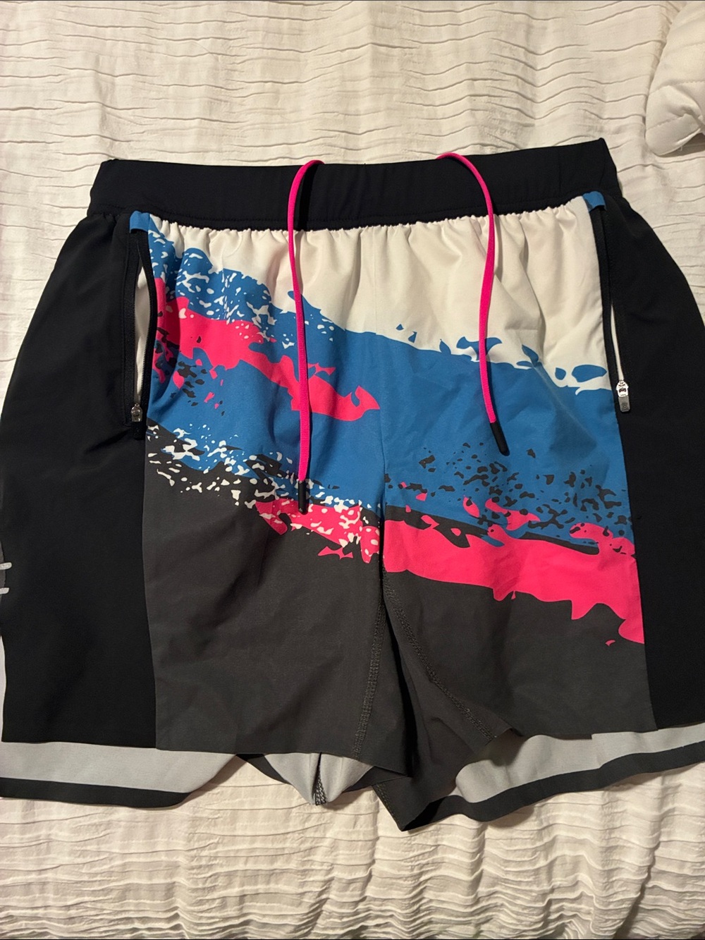 Men's Chubbies shorts size Med. 5.5 inseam